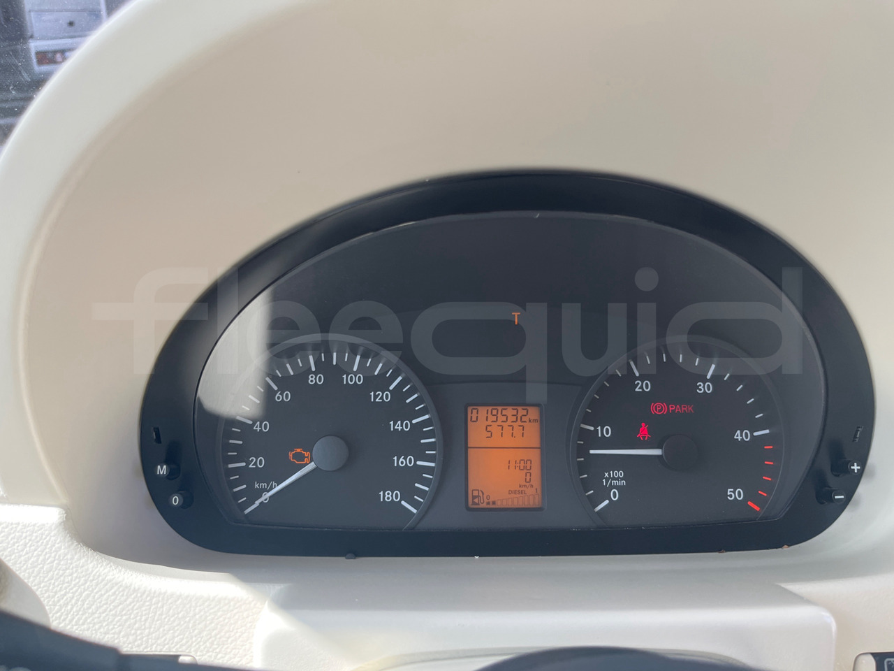 Mercedes-Benz Sprinter - Micro-ônibus, Furgão de passageiros: foto 3 Mercedes-Benz Sprinter - Micro-ônibus, Furgão de passageiros: foto 3