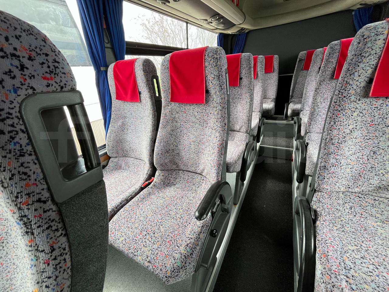 Micro-ônibus, Furgão de passageiros Mercedes-Benz Sprinter: foto 14