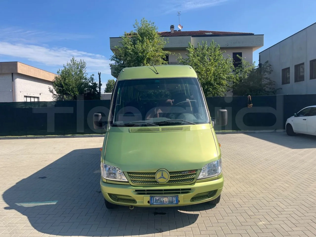 Mercedes-Benz Sprinter - Micro-ônibus, Furgão de passageiros: foto 2 Mercedes-Benz Sprinter - Micro-ônibus, Furgão de passageiros: foto 2