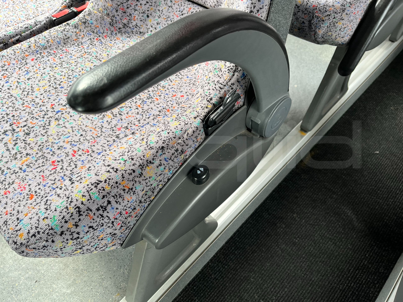 Micro-ônibus, Furgão de passageiros Mercedes-Benz Sprinter: foto 16