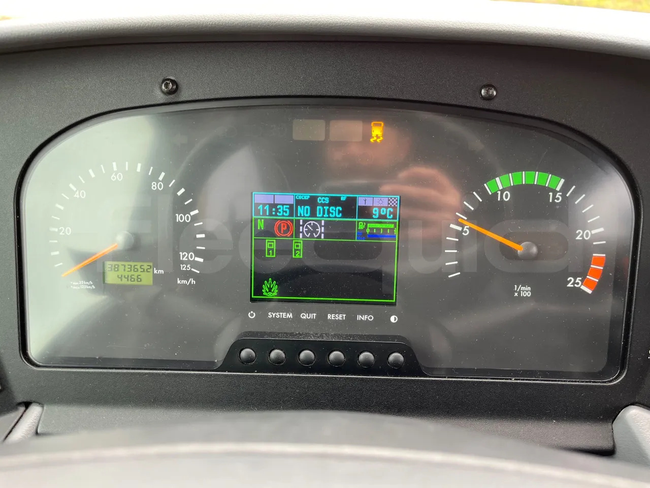 Mercedes-Benz Tourismo - Autocarro: foto 3 Mercedes-Benz Tourismo - Autocarro: foto 3