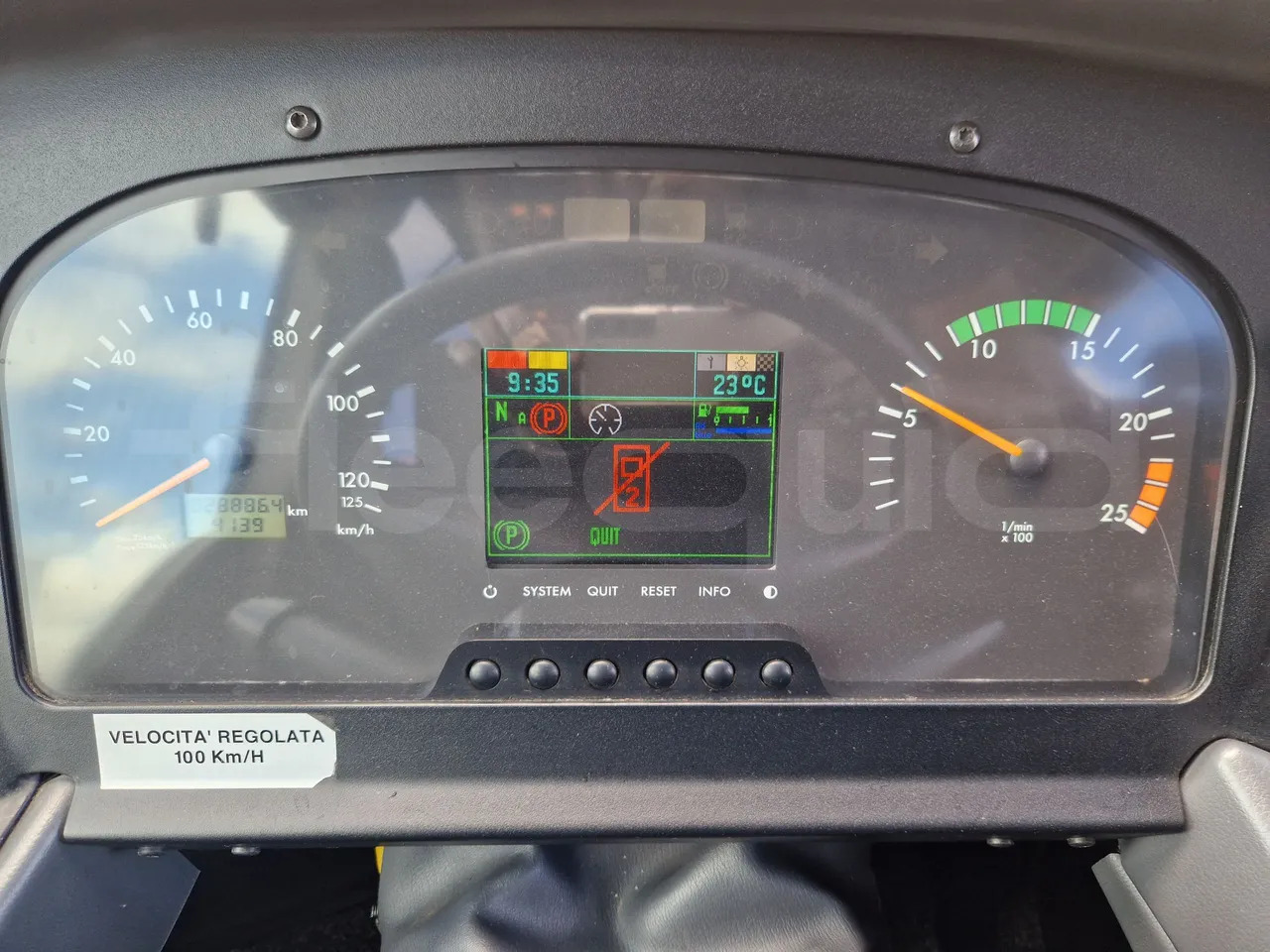 Mercedes-Benz Tourismo - Autocarro: foto 3 Mercedes-Benz Tourismo - Autocarro: foto 3