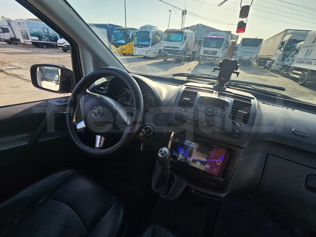Micro-ônibus, Furgão de passageiros Mercedes-Benz Vito Tourer: foto 18