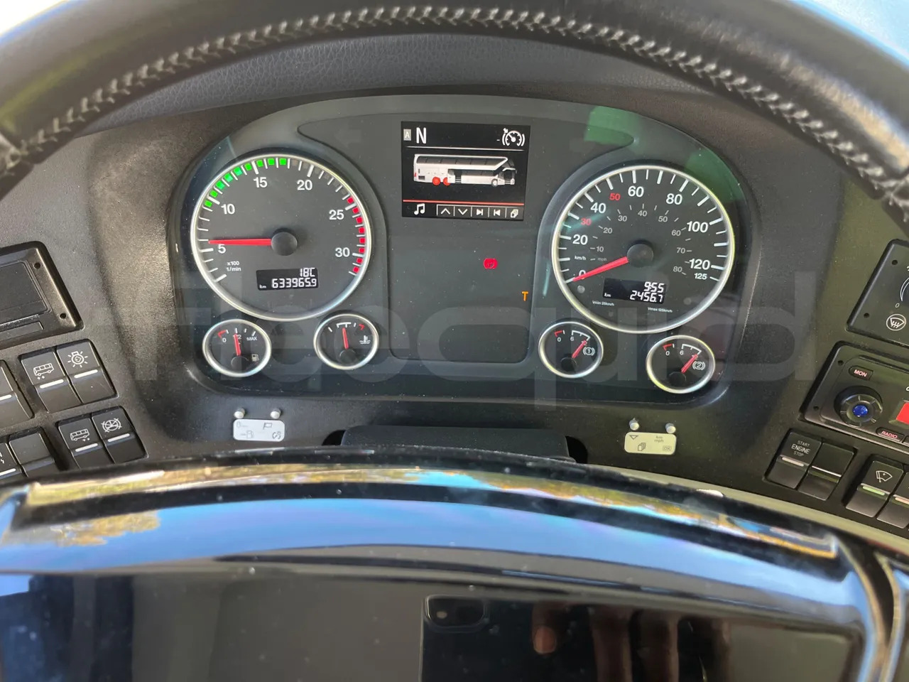 Neoplan Skyliner - Autocarro: foto 3 Neoplan Skyliner - Autocarro: foto 3