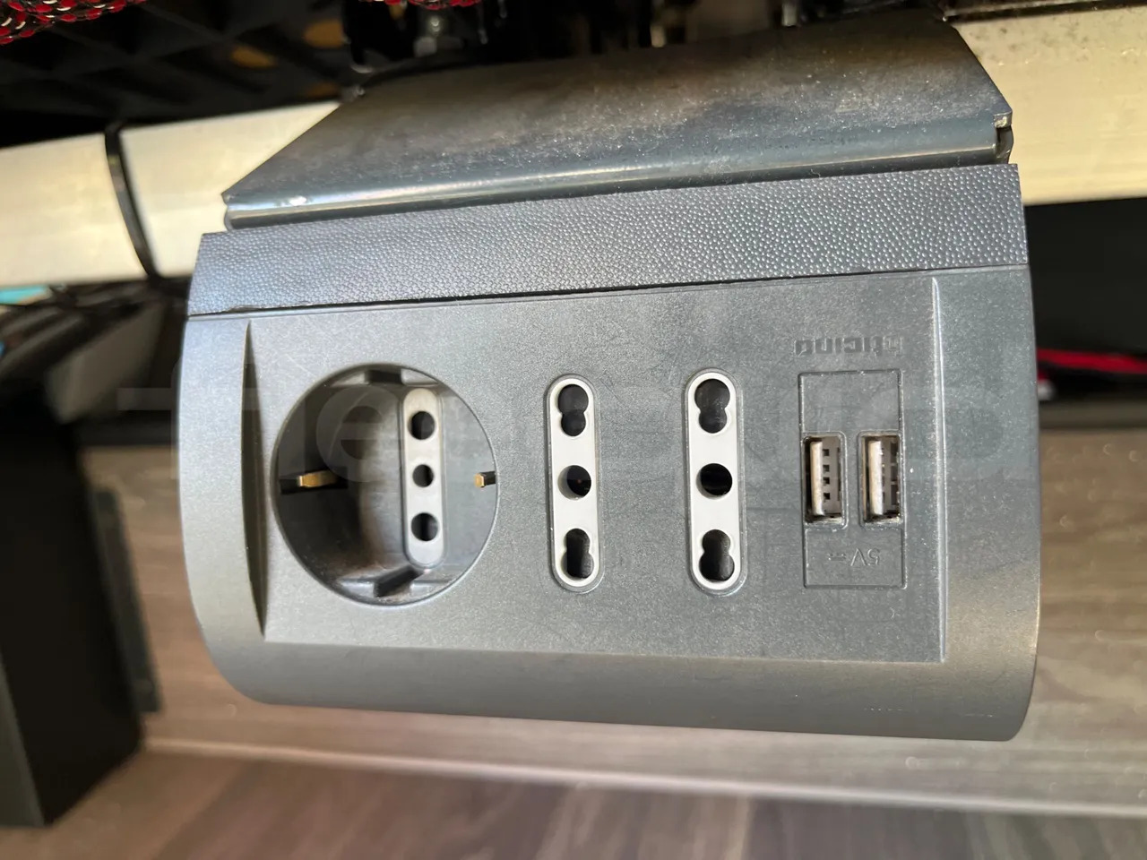 Autocarro Neoplan Skyliner: foto 45