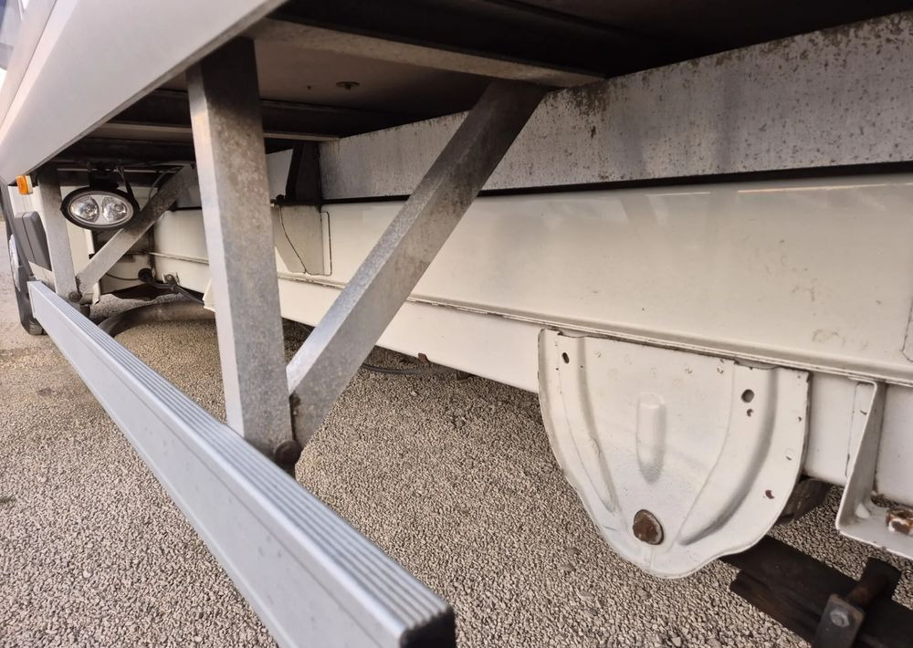 Fiat Ducato 3.0 160KM - Carrinha de contentor: foto 5 Fiat Ducato 3.0 160KM - Carrinha de contentor: foto 5