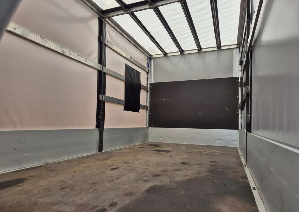 Iveco 35C15 3.0 150KM, Burto-Plandeka - Furgão caixa aberta: foto 4 Iveco 35C15 3.0 150KM, Burto-Plandeka - Furgão caixa aberta: foto 4