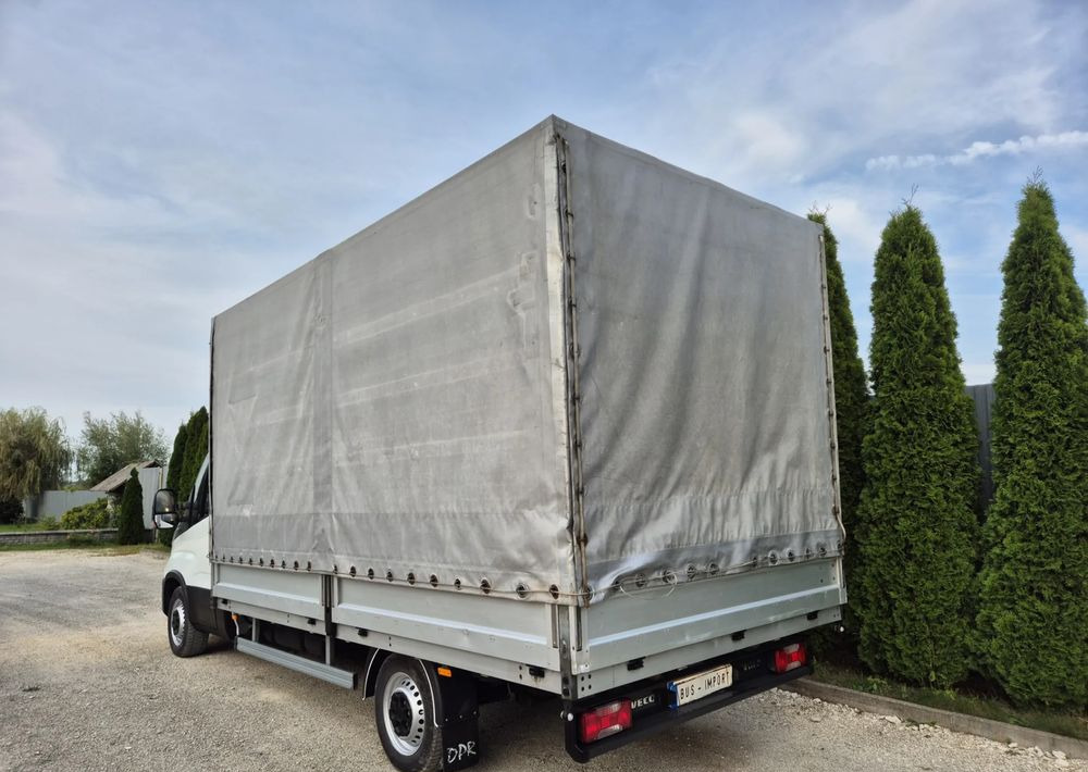 Iveco 35s14 140KM - Furgão de toldo: foto 3 Iveco 35s14 140KM - Furgão de toldo: foto 3
