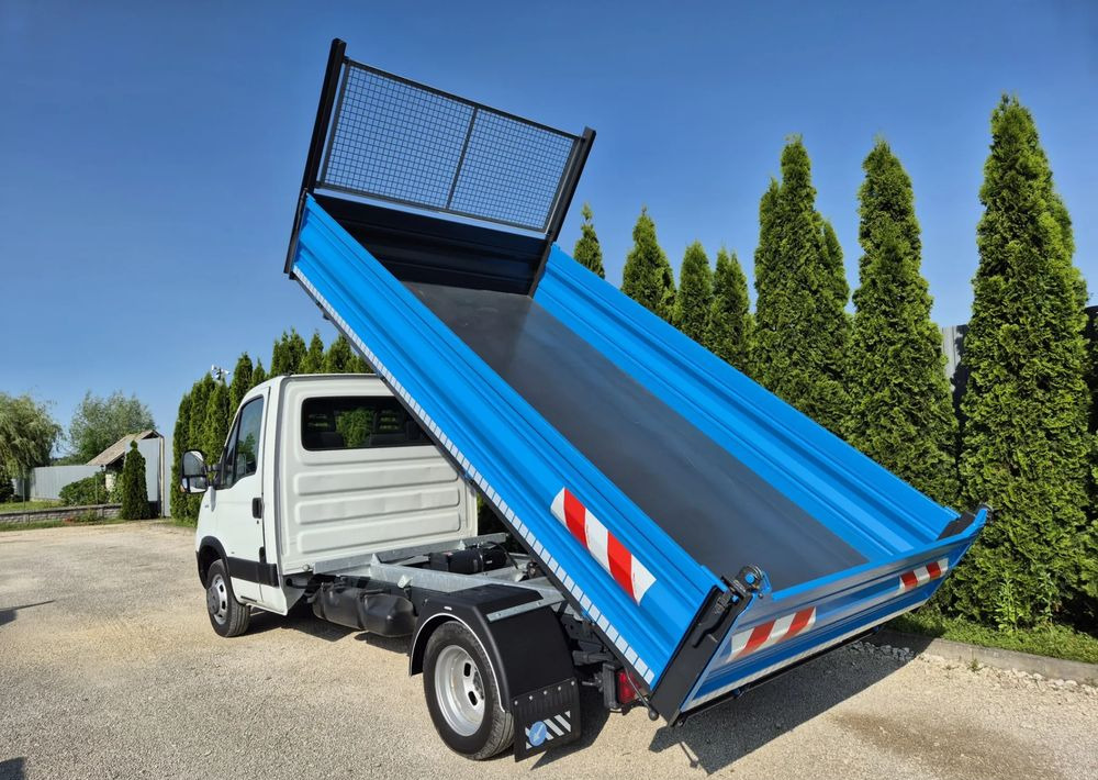 Iveco 50C15 3.0 150KM 35c15 - Furgão basculante: foto 3 Iveco 50C15 3.0 150KM 35c15 - Furgão basculante: foto 3