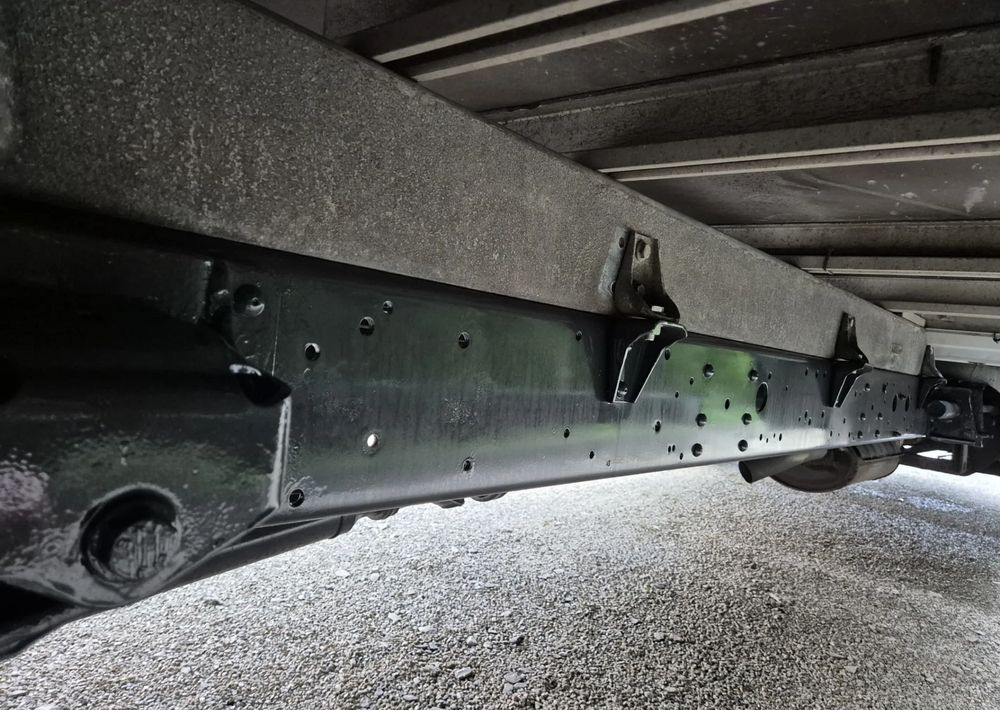 Iveco 70C17 3.0 170KM Skrzyniowy - Furgão de toldo: foto 5 Iveco 70C17 3.0 170KM Skrzyniowy - Furgão de toldo: foto 5