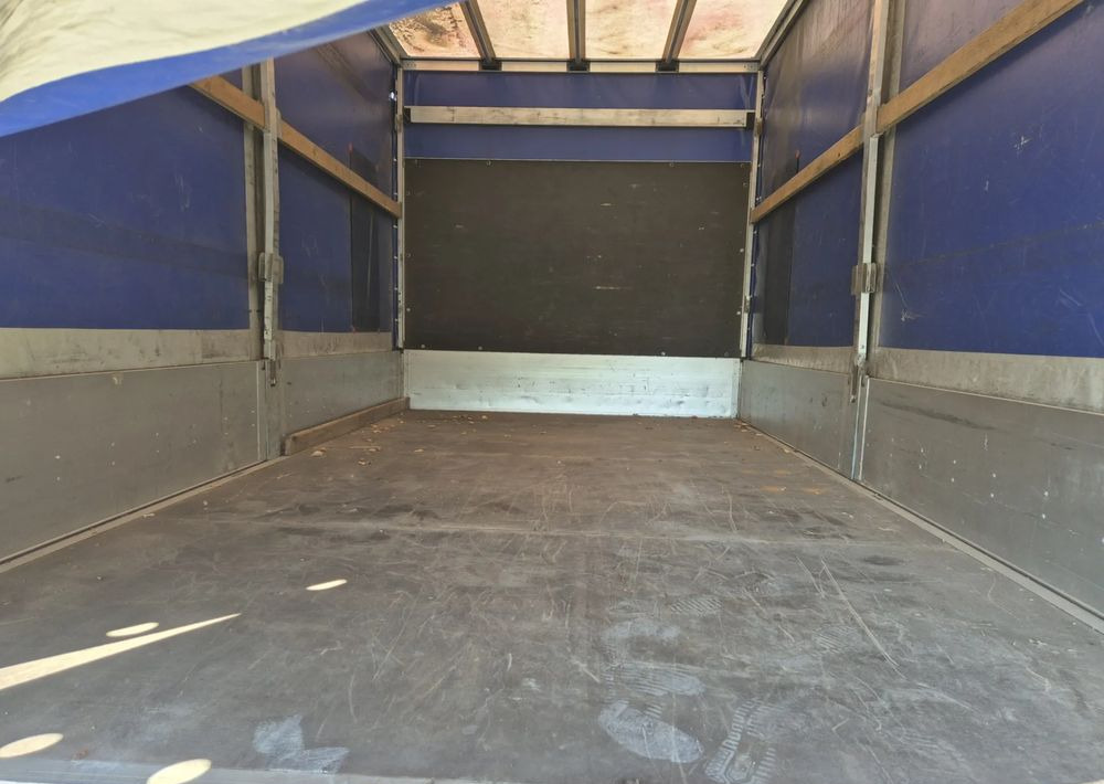 Iveco Iveco 35c14 2.3 140KM Plandeka - Furgão caixa aberta: foto 4 Iveco Iveco 35c14 2.3 140KM Plandeka - Furgão caixa aberta: foto 4