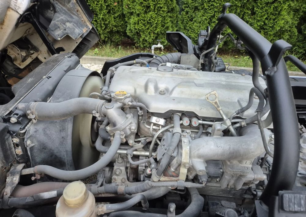 Furgão basculante Mitsubishi CANTER 3.0 3c13: foto 12 Furgão basculante Mitsubishi CANTER 3.0 3c13: foto 12