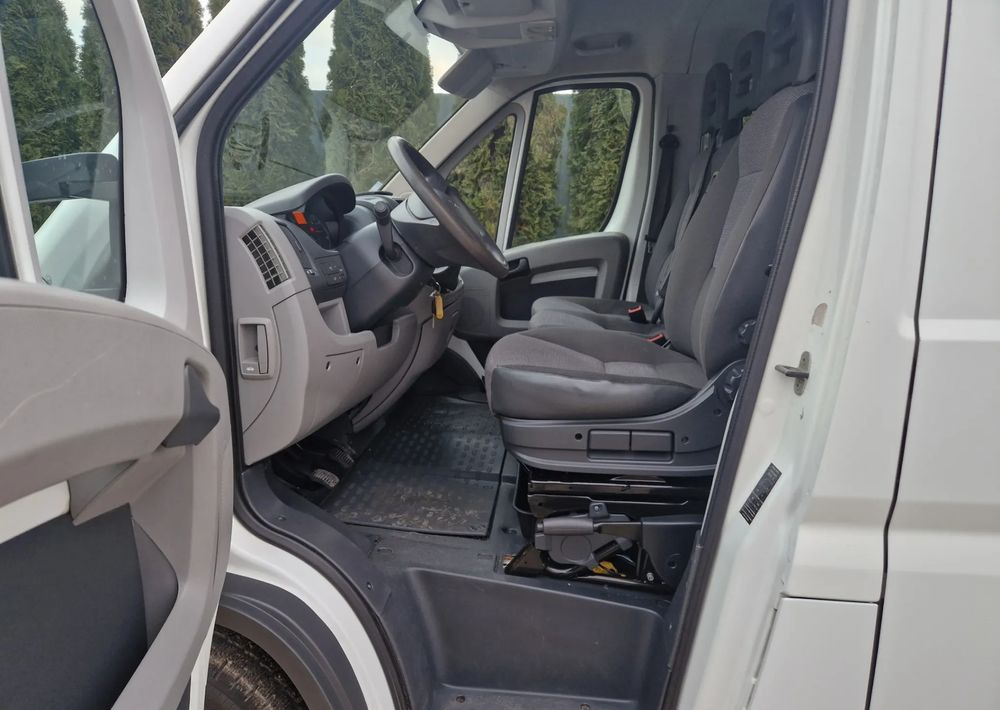 Peugeot Boxer 3.0 160KM Brygadówka - Carrinha cabine dupla: foto 5 Peugeot Boxer 3.0 160KM Brygadówka - Carrinha cabine dupla: foto 5