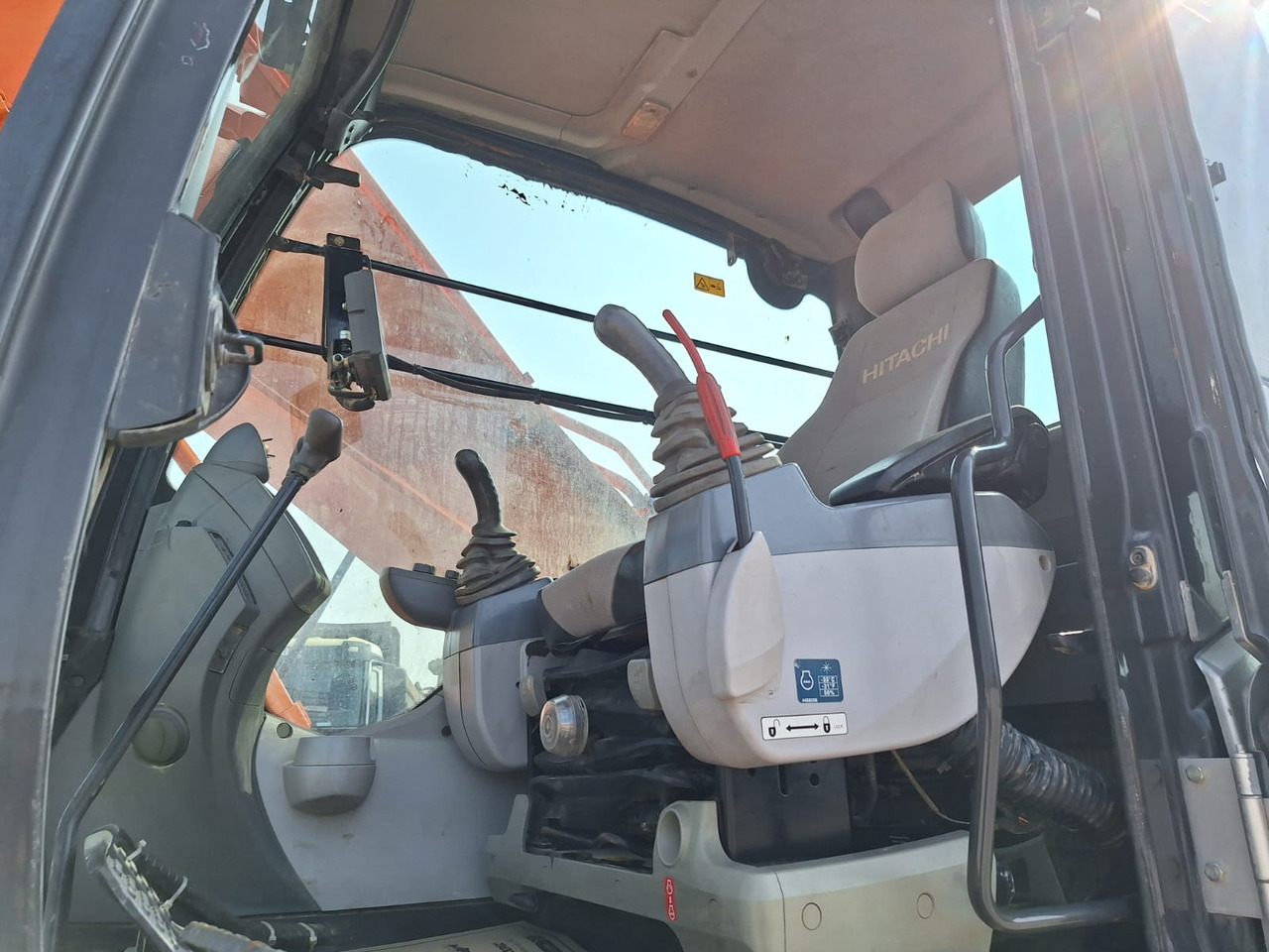 Escavadora de rastos HITACHI ZX 300 LCH-5A: foto 15