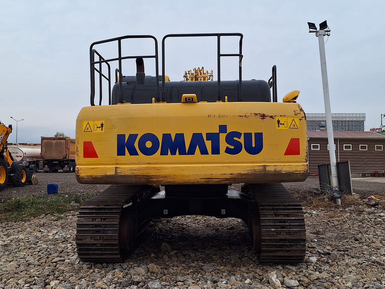 KOMATSU PC 350 LC - 8MO - Escavadora de rastos: foto 4 KOMATSU PC 350 LC - 8MO - Escavadora de rastos: foto 4