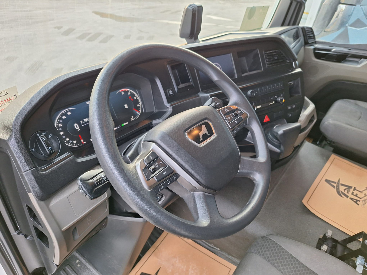 Locação de MAN TGS 41.440 MAN TGS 41.440: foto 9 Locação de MAN TGS 41.440 MAN TGS 41.440: foto 9