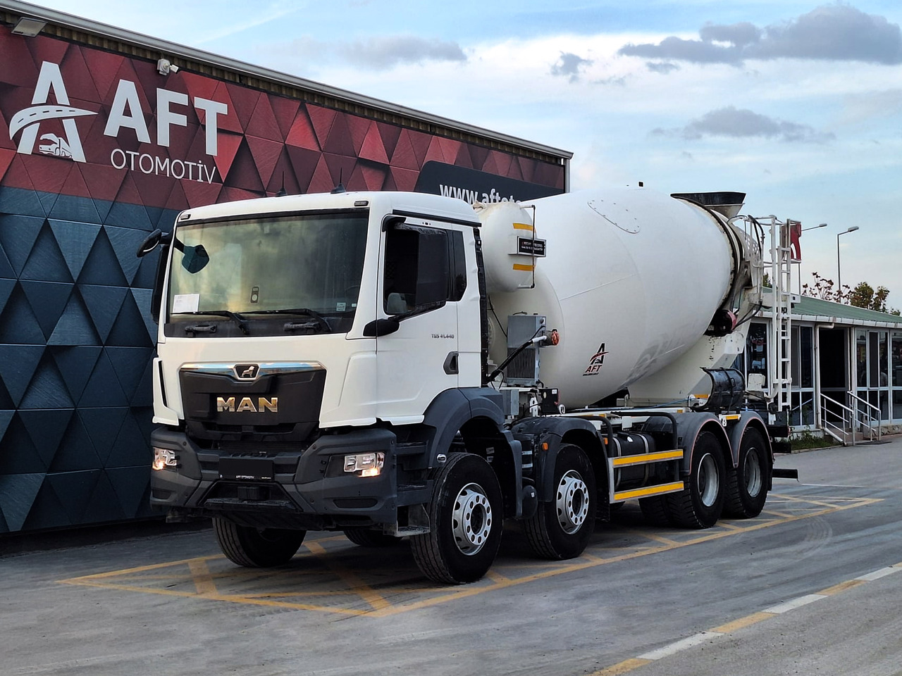 MAN TGS 41.440 - Caminhão betoneira: foto 1 MAN TGS 41.440 - Caminhão betoneira: foto 1