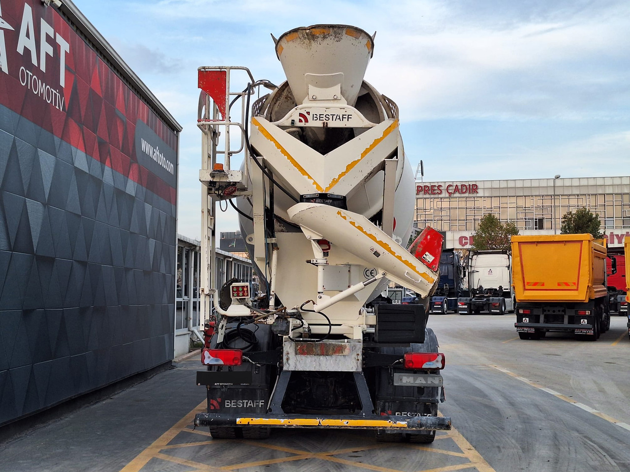 Locação de MAN TGS 41.440 MAN TGS 41.440: foto 7 Locação de MAN TGS 41.440 MAN TGS 41.440: foto 7