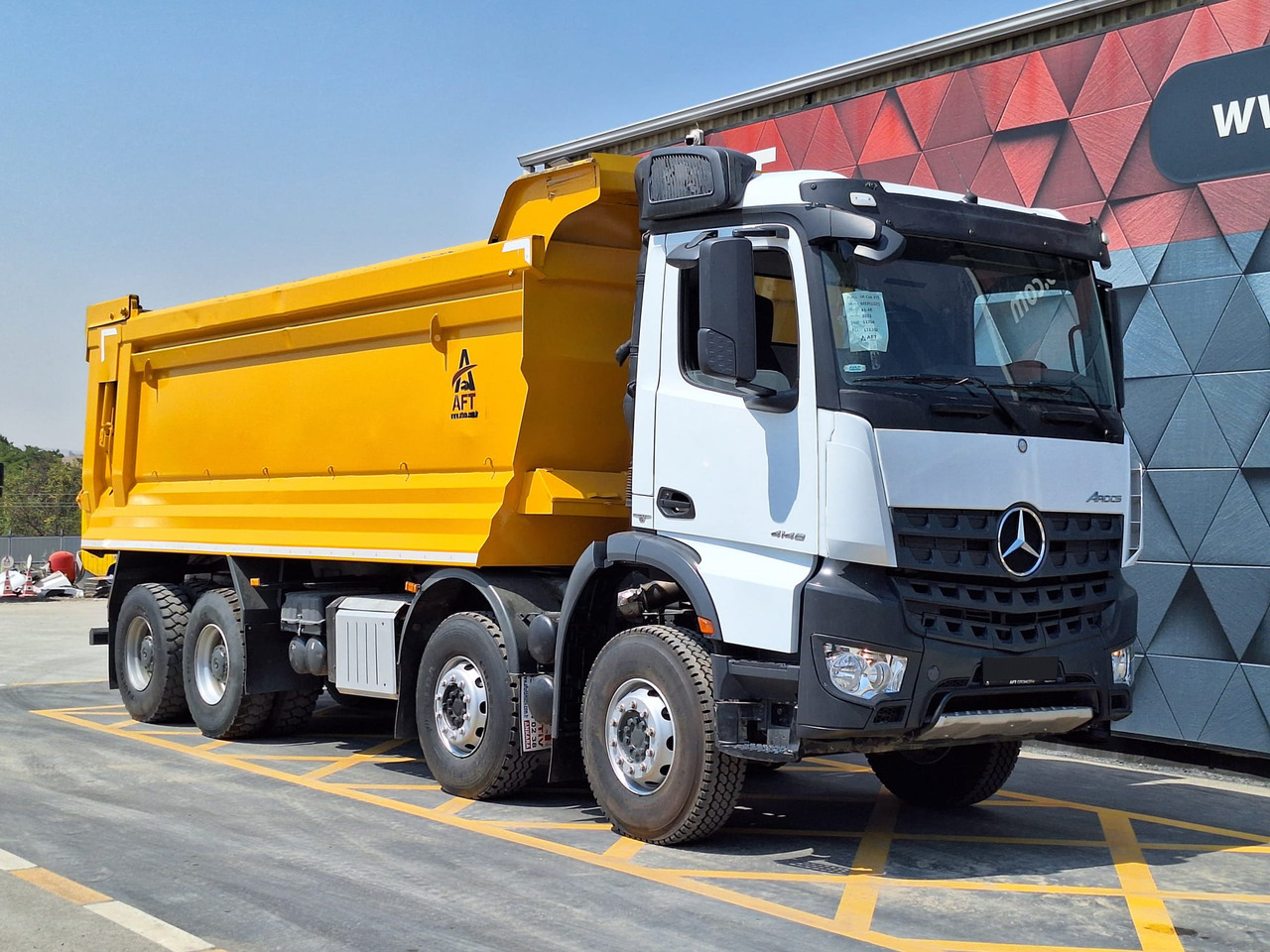 MERCEDES-BENZ AROCS 4148 - Caminhão basculante: foto 3 MERCEDES-BENZ AROCS 4148 - Caminhão basculante: foto 3