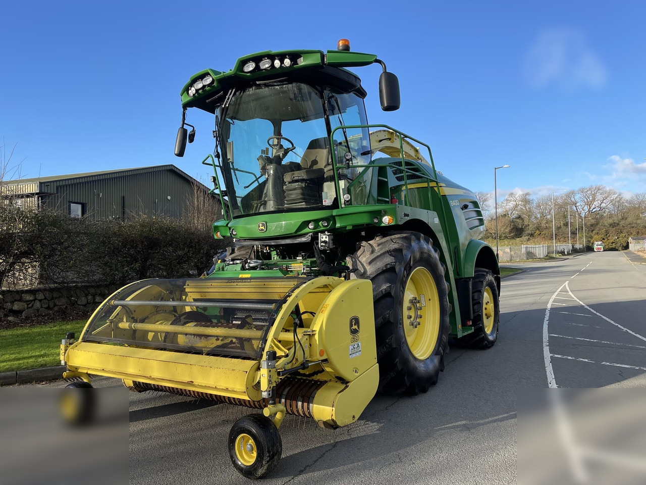 2018 JOHN DEERE 8400 - Picadora de forragem automotriz: foto 4 2018 JOHN DEERE 8400 - Picadora de forragem automotriz: foto 4