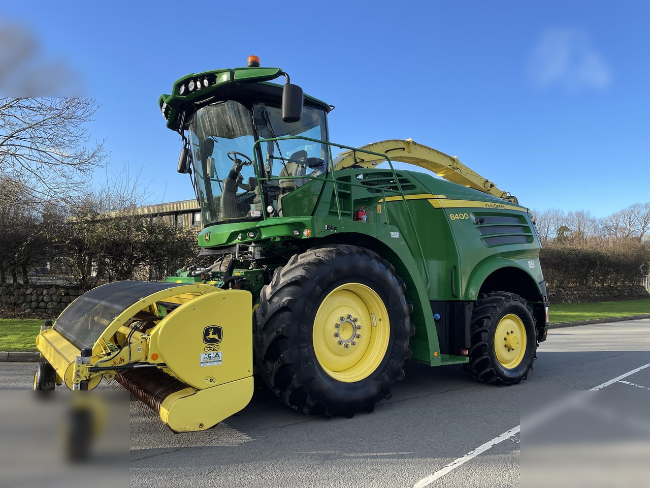 2018 JOHN DEERE 8400 - Picadora de forragem automotriz: foto 3 2018 JOHN DEERE 8400 - Picadora de forragem automotriz: foto 3