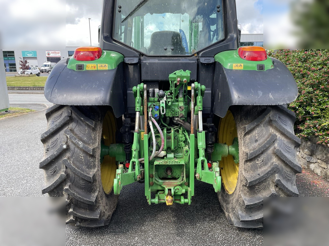 2020 JOHN DEERE 6120M - Trator: foto 2 2020 JOHN DEERE 6120M - Trator: foto 2