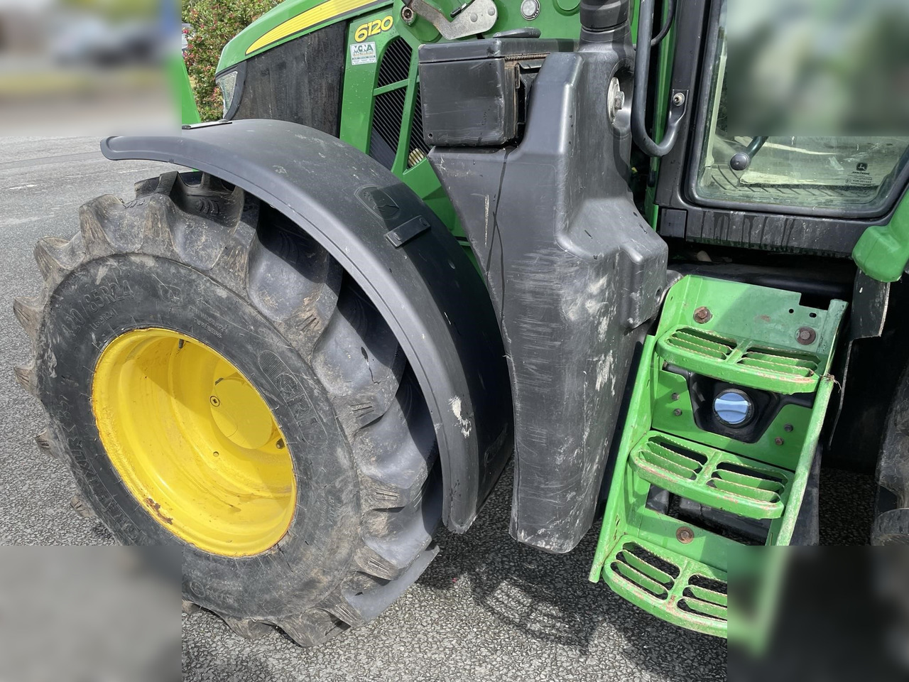 2020 JOHN DEERE 6120M - Trator: foto 3 2020 JOHN DEERE 6120M - Trator: foto 3