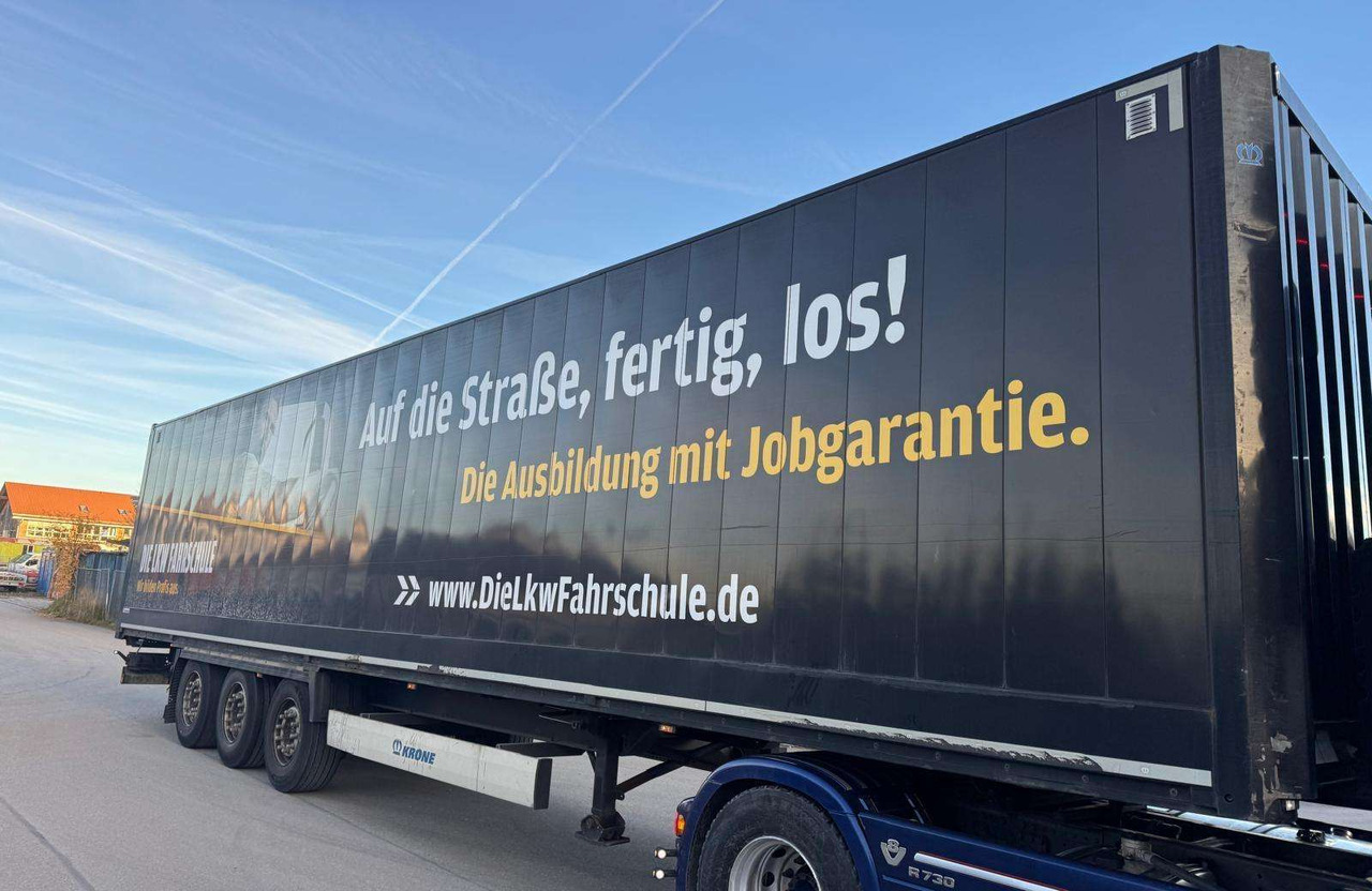 Krone Standart - Semireboque furgão: foto 1 Krone Standart - Semireboque furgão: foto 1