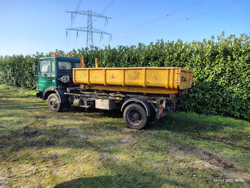 DAF 1300 - Caminhão transportador de contêineres/ Caixa móvel: foto 5 DAF 1300 - Caminhão transportador de contêineres/ Caixa móvel: foto 5