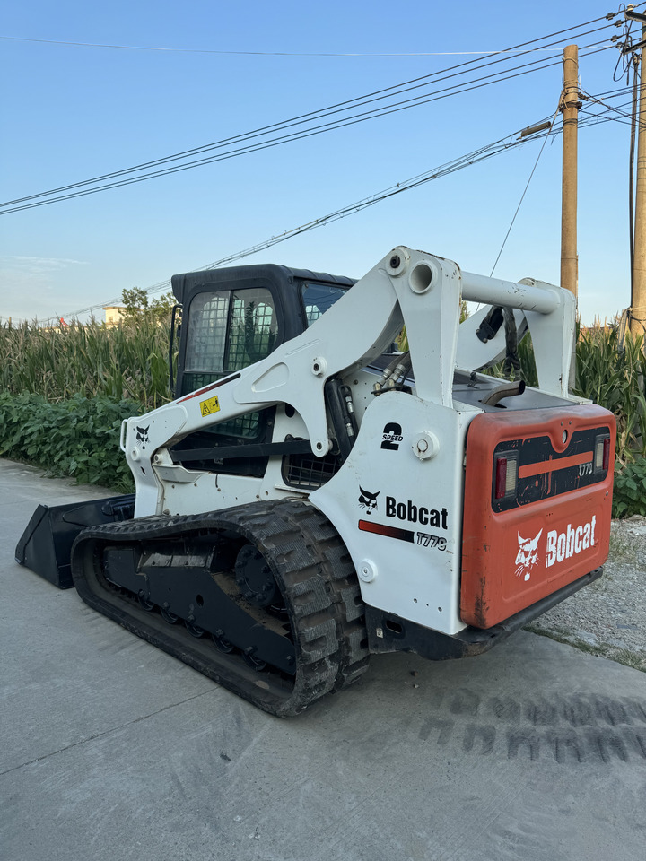 BOBCAT T770 skid steer loader American original - Mini carregadeira: foto 2 BOBCAT T770 skid steer loader American original - Mini carregadeira: foto 2