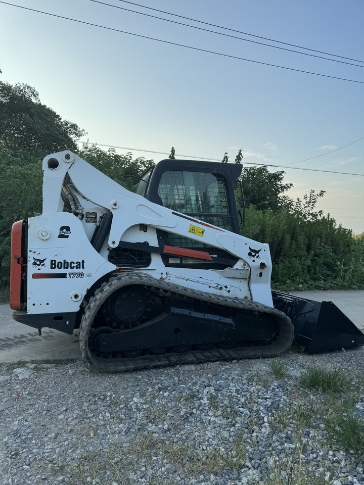 BOBCAT T770 skid steer loader American original - Mini carregadeira: foto 5 BOBCAT T770 skid steer loader American original - Mini carregadeira: foto 5