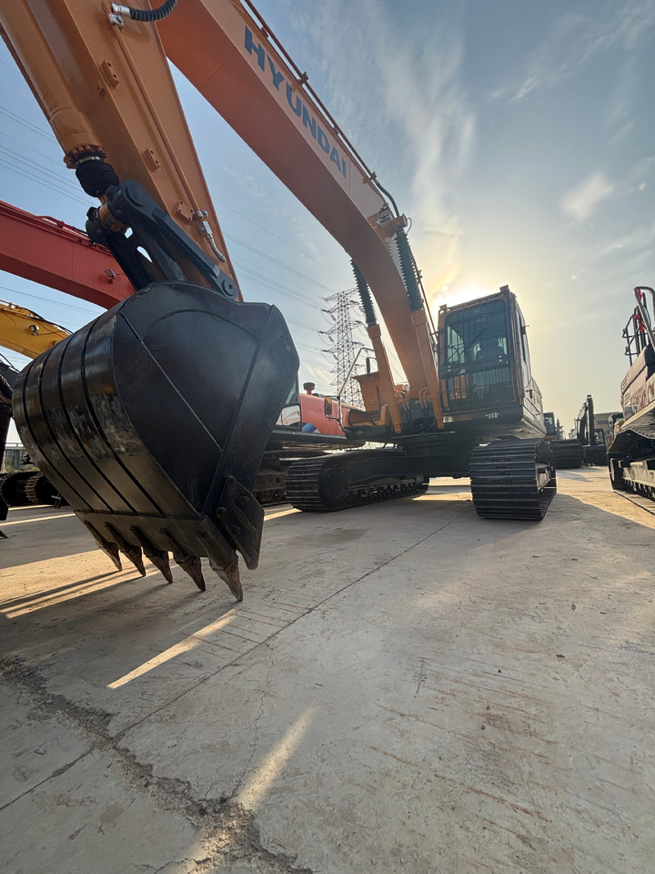 HYUNDAI 305LC-9T - Escavadora de rastos: foto 3 HYUNDAI 305LC-9T - Escavadora de rastos: foto 3