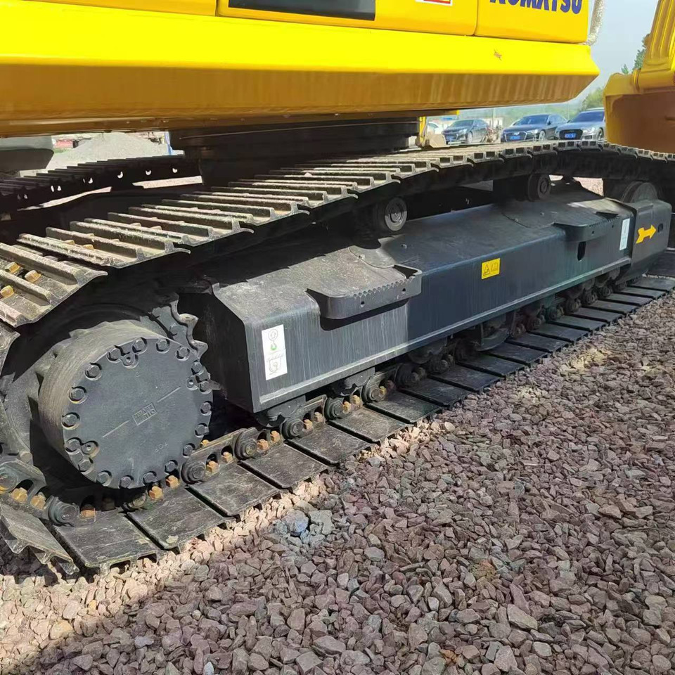 KOMATSU pc200-8N1 used japan brand crawler excavator - Escavadora de rastos: foto 5 KOMATSU pc200-8N1 used japan brand crawler excavator - Escavadora de rastos: foto 5