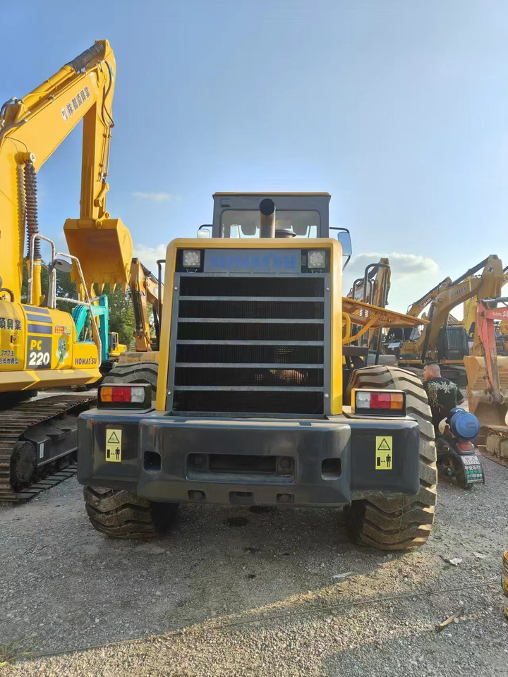 KOMATSU wa380 - Carregadeira de rodas: foto 2 KOMATSU wa380 - Carregadeira de rodas: foto 2