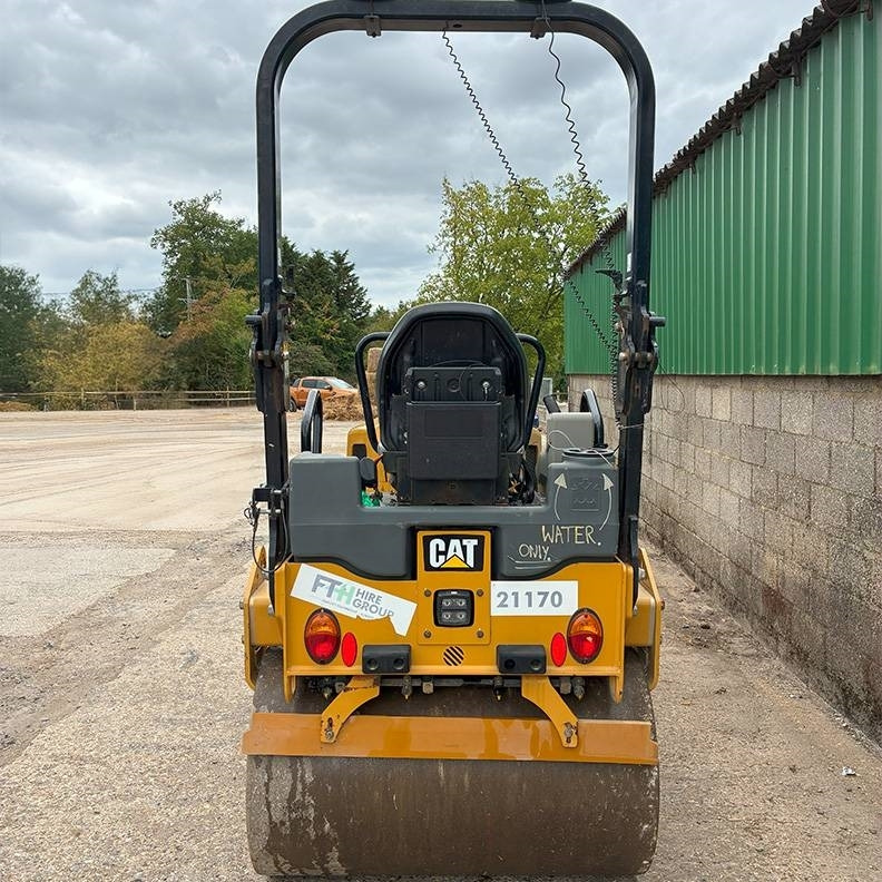 CAT CB 2.7 - Compactador de asfalto: foto 4 CAT CB 2.7 - Compactador de asfalto: foto 4