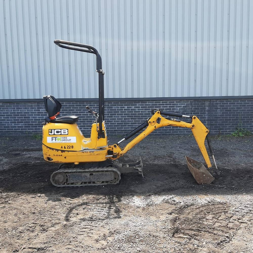 JCB 8008  - Mini escavadeira: foto 1 JCB 8008  - Mini escavadeira: foto 1