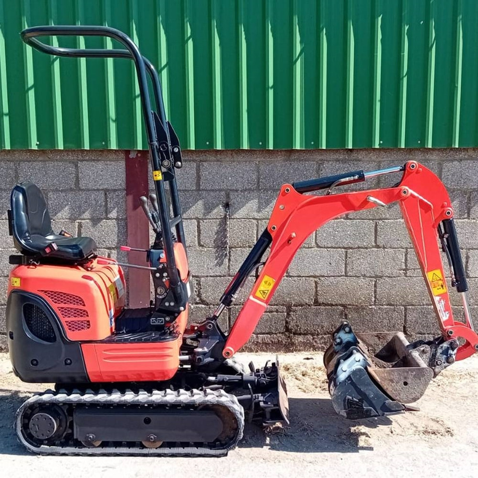 Locação de Kubota K 008-3  Kubota K 008-3: foto 6