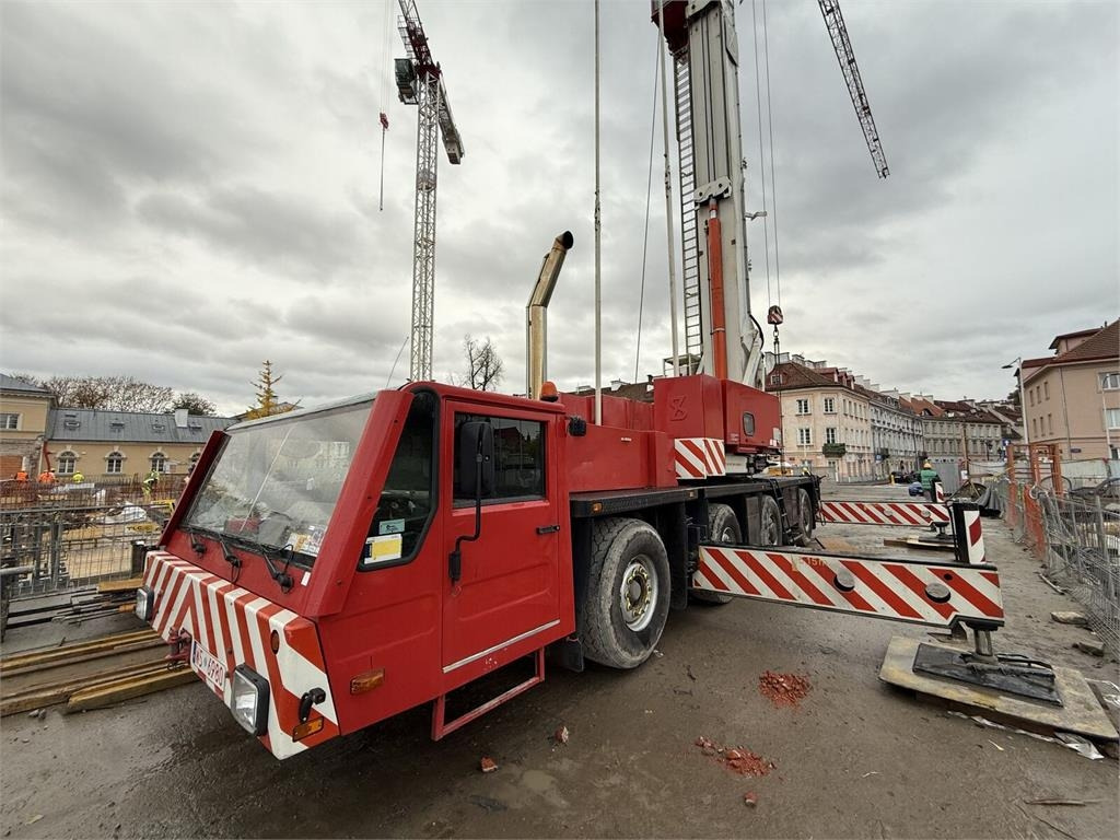 Spierings AT4 SK488 / 2006 / AC - Klimatyzacja (2x diesel) - Grua automontante: foto 2 Spierings AT4 SK488 / 2006 / AC - Klimatyzacja (2x diesel) - Grua automontante: foto 2
