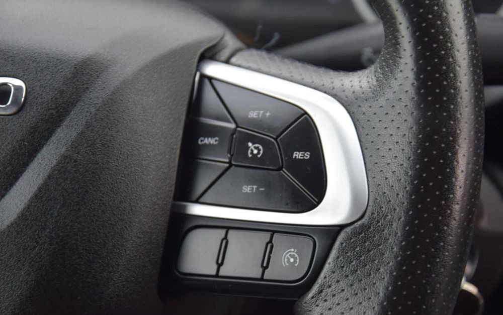 Furgão Iveco DAILY MAXI 35S14 / 2.3 - 140 KM / AUTOMAT HI-MATIC / NOWY MODEL / 3 OSOBY / DOSTAWCZE / BLASZAK / KAMERA COFANIA / TEMPOMAT / KLIMA / 2022 / SERWISOWANY / SPROWADZONY Z NIEMIEC: foto 32