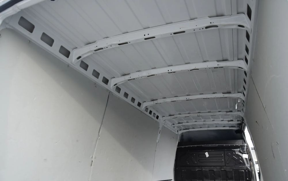 Furgão Iveco DAILY MAXI 35S14 / 2.3 - 140 KM / AUTOMAT HI-MATIC / NOWY MODEL / 3 OSOBY / DOSTAWCZE / BLASZAK / KAMERA COFANIA / TEMPOMAT / KLIMA / 2022 / SERWISOWANY / SPROWADZONY Z NIEMIEC: foto 22