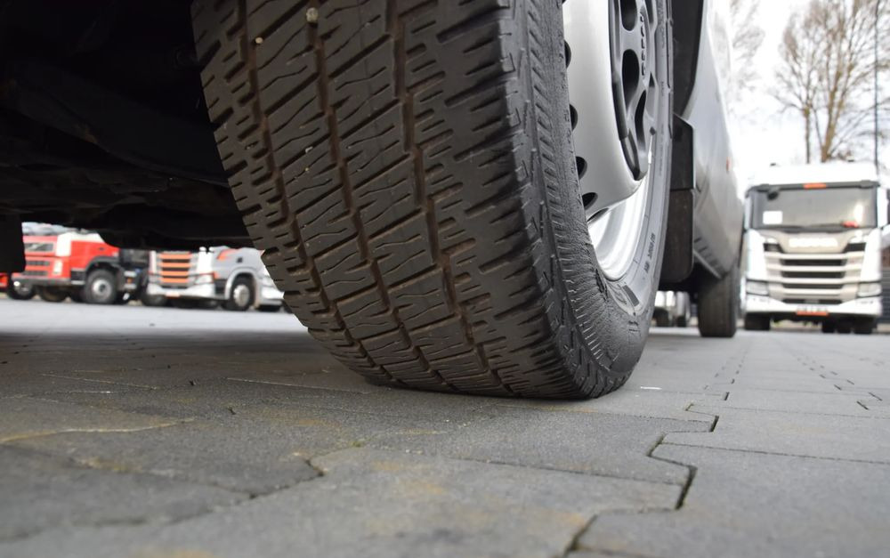 Furgão Iveco DAILY MAXI 35S14 / 2.3 - 140 KM / AUTOMAT HI-MATIC / NOWY MODEL / 3 OSOBY / DOSTAWCZE / BLASZAK / KAMERA COFANIA / TEMPOMAT / KLIMA / 2022 / SERWISOWANY / SPROWADZONY Z NIEMIEC: foto 15