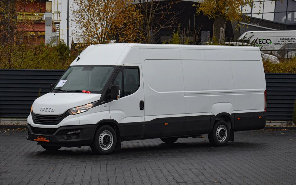 Iveco DAILY MAXI 35S16 / 2.3 - 160 KM / NOWY MODEL / 3 OSOBY / DOSTAWCZE / BLASZAK / KLIMA / CZUJNIKI COFANIA / TRYB CITY-ECO / 2023 / SERWISOWANY / SPROWADZONY Z NIEMIEC - Furgão: foto 1 Iveco DAILY MAXI 35S16 / 2.3 - 160 KM / NOWY MODEL / 3 OSOBY / DOSTAWCZE / BLASZAK / KLIMA / CZUJNIKI COFANIA / TRYB CITY-ECO / 2023 / SERWISOWANY / SPROWADZONY Z NIEMIEC - Furgão: foto 1
