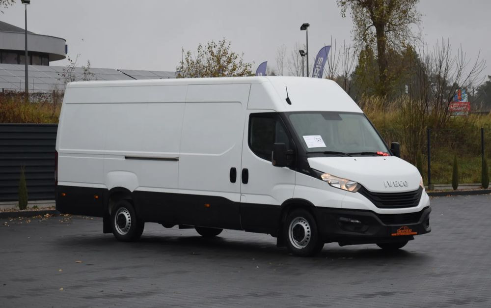 Iveco DAILY MAXI 35S16 / 2.3 - 160 KM / NOWY MODEL / 3 OSOBY / DOSTAWCZE / BLASZAK / KLIMA / CZUJNIKI COFANIA / TRYB CITY-ECO / 2023 / SERWISOWANY / SPROWADZONY Z NIEMIEC - Furgão: foto 3 Iveco DAILY MAXI 35S16 / 2.3 - 160 KM / NOWY MODEL / 3 OSOBY / DOSTAWCZE / BLASZAK / KLIMA / CZUJNIKI COFANIA / TRYB CITY-ECO / 2023 / SERWISOWANY / SPROWADZONY Z NIEMIEC - Furgão: foto 3