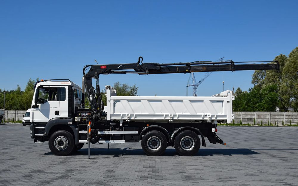 MAN TGS 33.360 / 6x4 / HDS HIAB 122 E-2 HIDUO / STEROWANIE RADIOWE / WYWROTKA / HYDROBURTA / AUTOMAT / KLIMA / TEMPOMAT / KAMERA COFANIA / SPROWADZONY - Caminhão basculante, Caminhão grua: foto 5 MAN TGS 33.360 / 6x4 / HDS HIAB 122 E-2 HIDUO / STEROWANIE RADIOWE / WYWROTKA / HYDROBURTA / AUTOMAT / KLIMA / TEMPOMAT / KAMERA COFANIA / SPROWADZONY - Caminhão basculante, Caminhão grua: foto 5