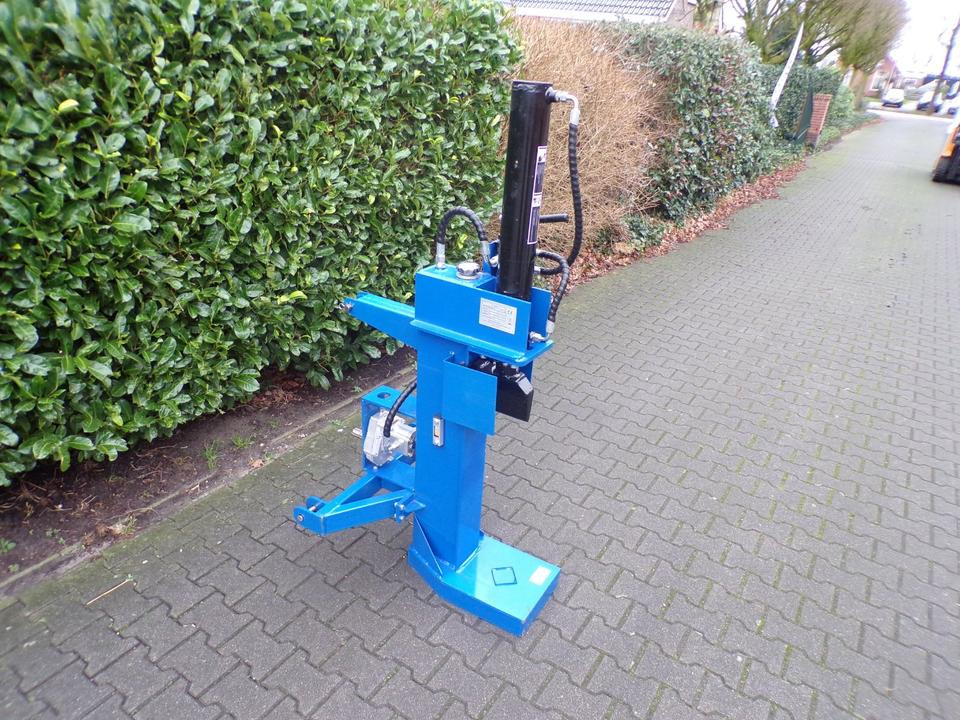 Holzspalter 22 Tonnen für Kleintraktor - Rachador de lenha: foto 1 Holzspalter 22 Tonnen für Kleintraktor - Rachador de lenha: foto 1