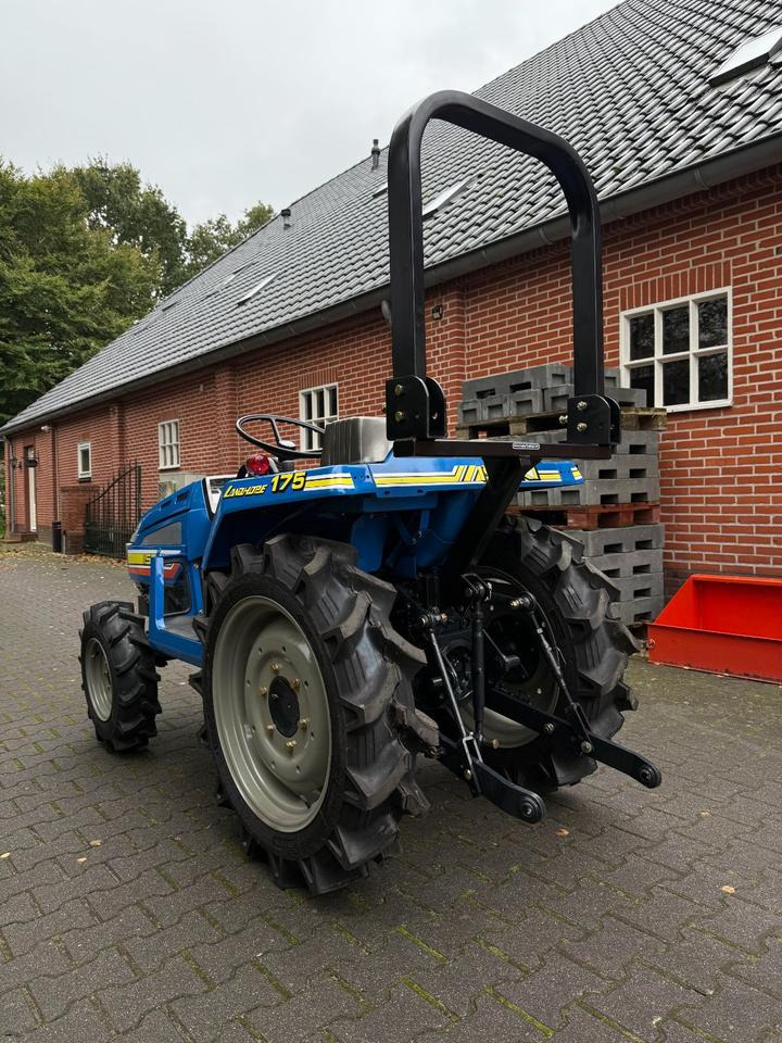 Kleintraktor Iseki TU175 ab 49 € pro Monat. - Mini trator: foto 4 Kleintraktor Iseki TU175 ab 49 € pro Monat. - Mini trator: foto 4