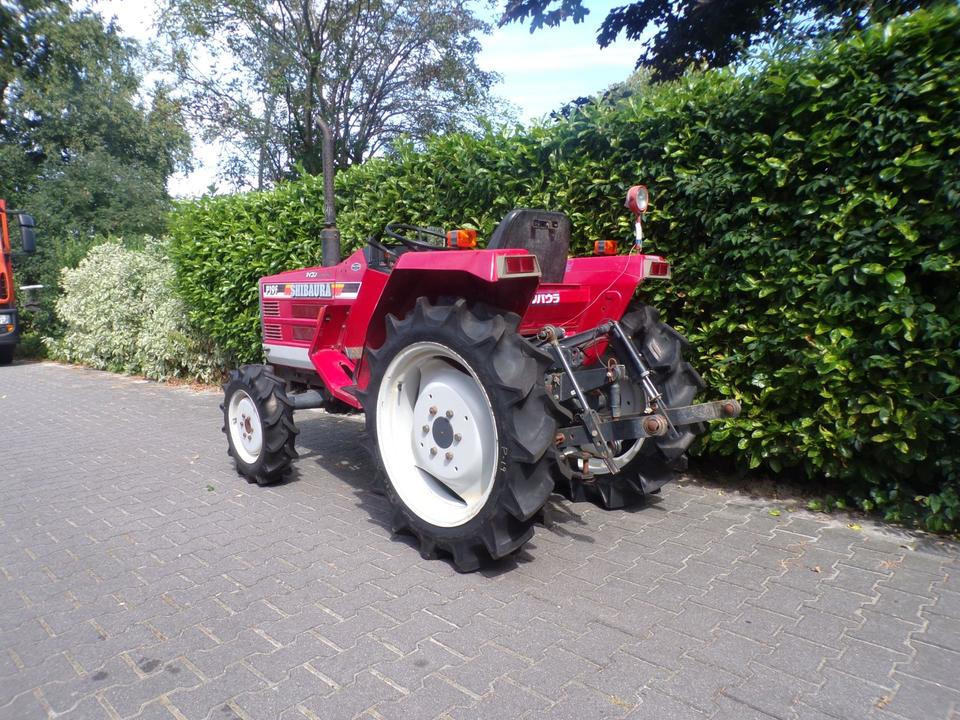 Kleintraktor Shibaura P19F - Mini trator: foto 3 Kleintraktor Shibaura P19F - Mini trator: foto 3