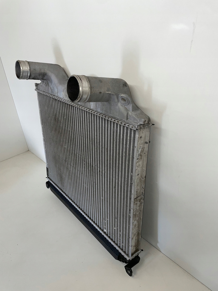 CHŁODNICA INTERCOLLER INTERKULER MAN TGS TGA - Intercooler de Caminhão: foto 1 CHŁODNICA INTERCOLLER INTERKULER MAN TGS TGA - Intercooler de Caminhão: foto 1