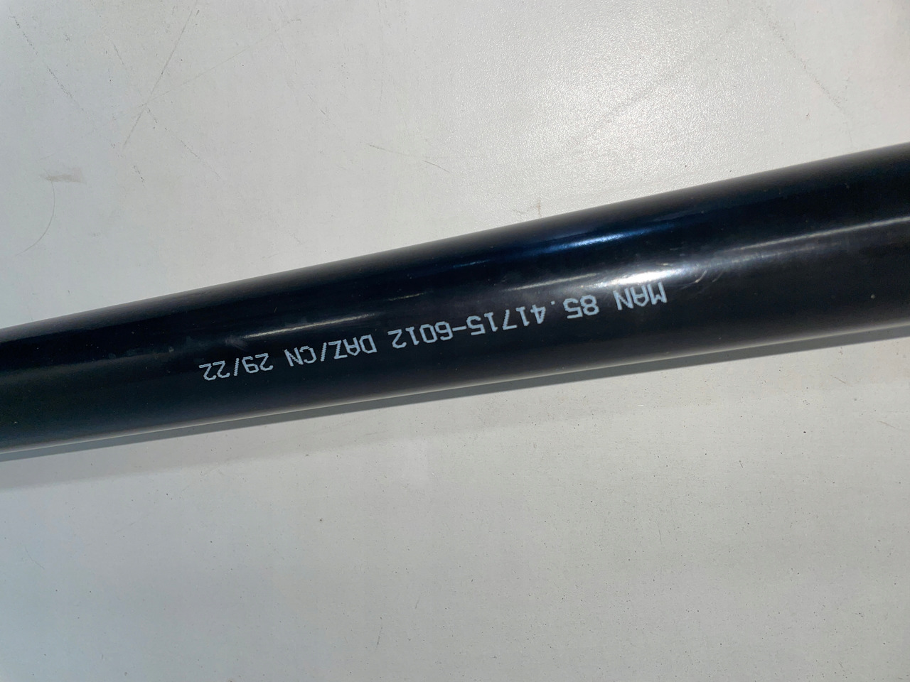 DRĄŻEK WYWROTU KABINY WYWROT MAN TG3 TGX TGS 3 85417156012 - Suspensão da cabina de Caminhão: foto 3 DRĄŻEK WYWROTU KABINY WYWROT MAN TG3 TGX TGS 3 85417156012 - Suspensão da cabina de Caminhão: foto 3