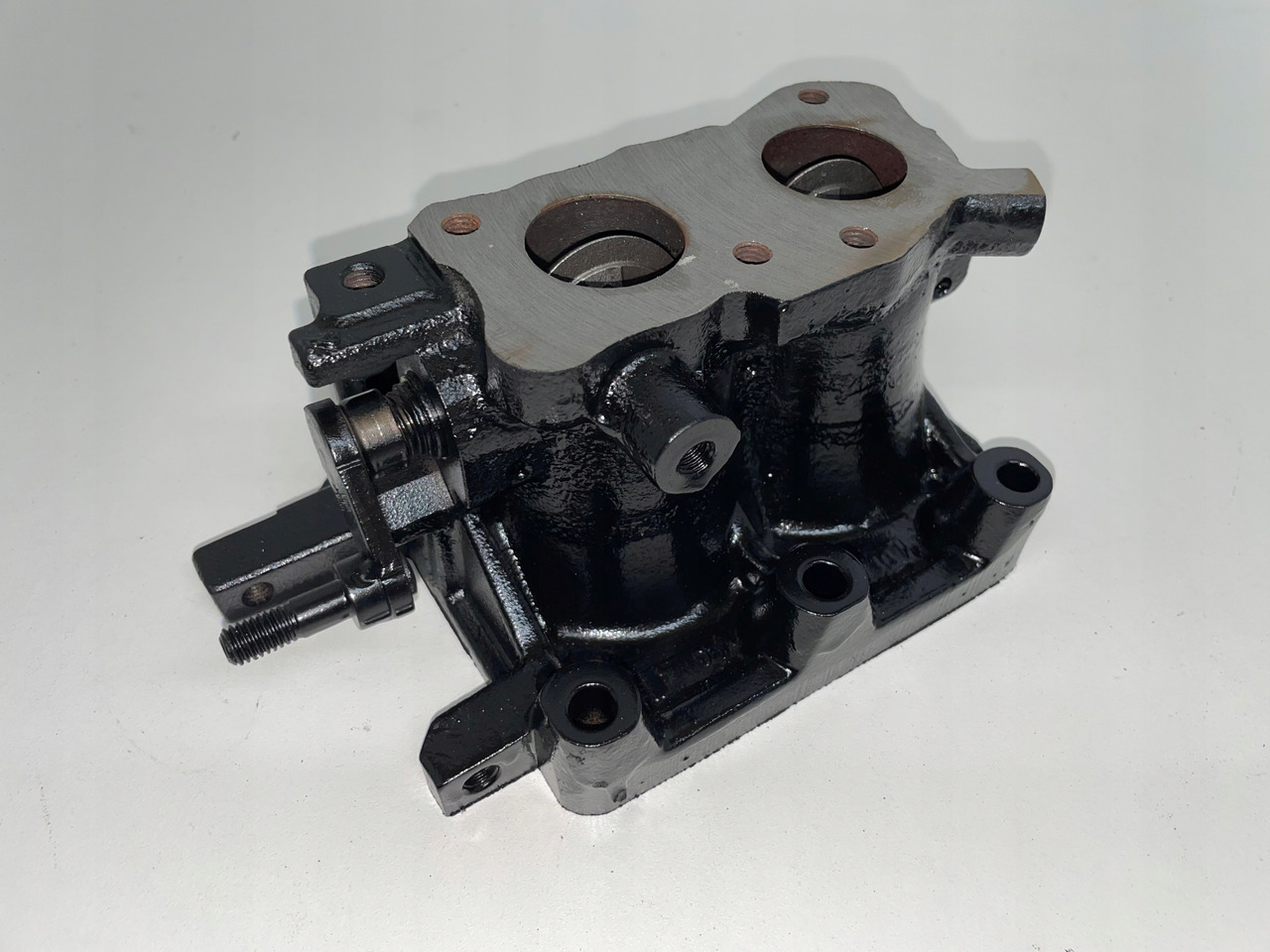 PRZEPUSTNICA RECYRKULATOR MAN TGS TGX EURO 6 - Sistema de admissão de ar de Caminhão: foto 1 PRZEPUSTNICA RECYRKULATOR MAN TGS TGX EURO 6 - Sistema de admissão de ar de Caminhão: foto 1